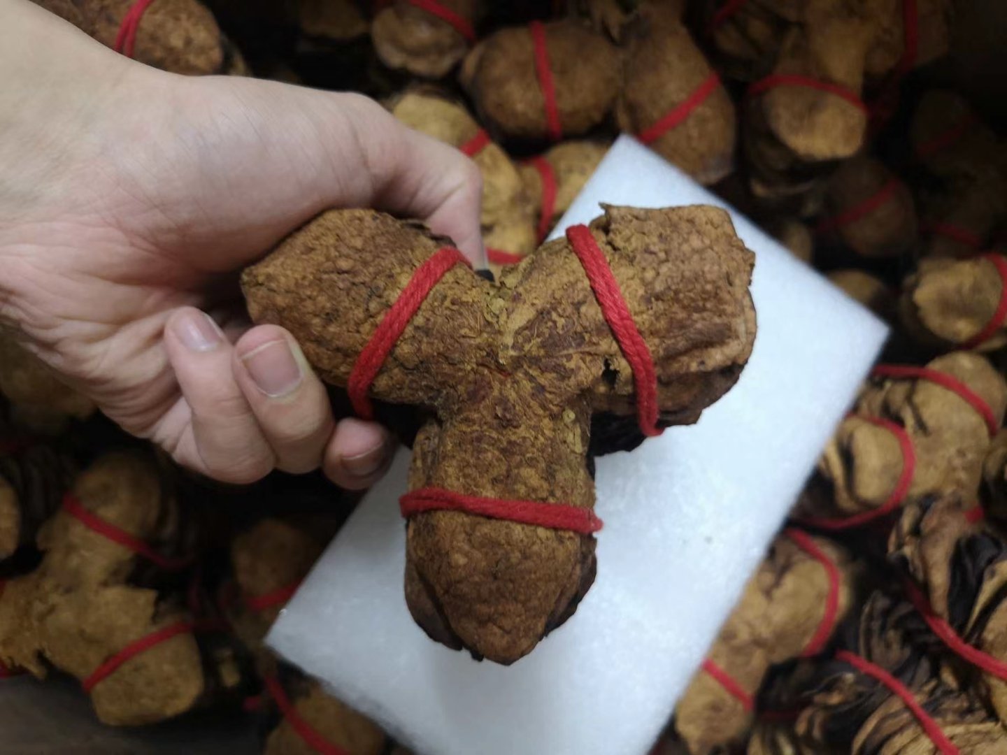 柑橘果提取物在食品与护肤品中的应用场景