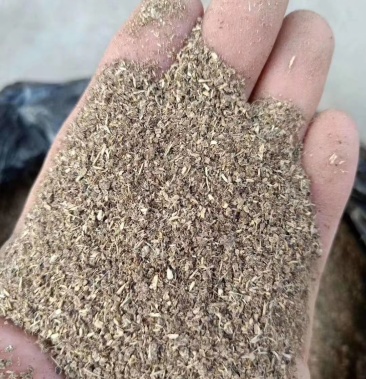 烘干发酵木薯酒糟蛋白13粗纤维23可代替部分花生秧