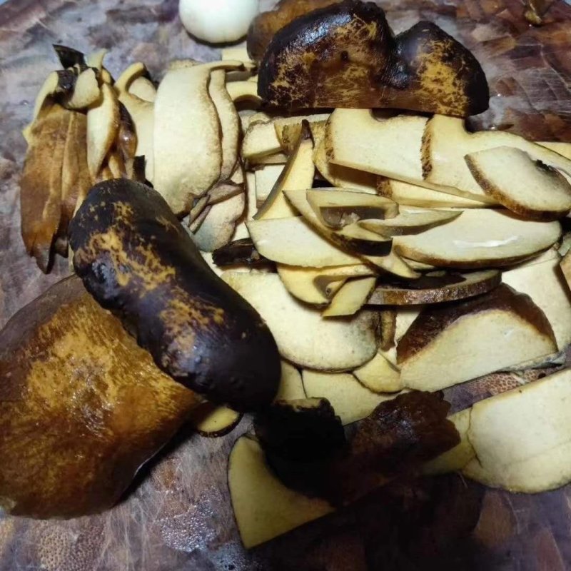 云南野生黑牛肝菌(干品)