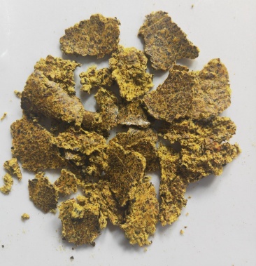 棉饼棉籽饼,粕是棉籽榨油后的副产物.压榨取油后的称饼