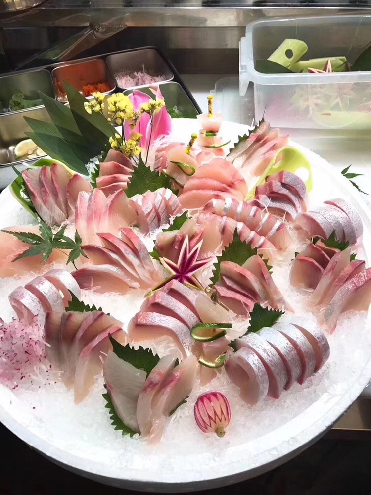 请说是在一亩田上看到的】 池鱼王,产自日本,适合刺身拼盘,鱼肉鲜美