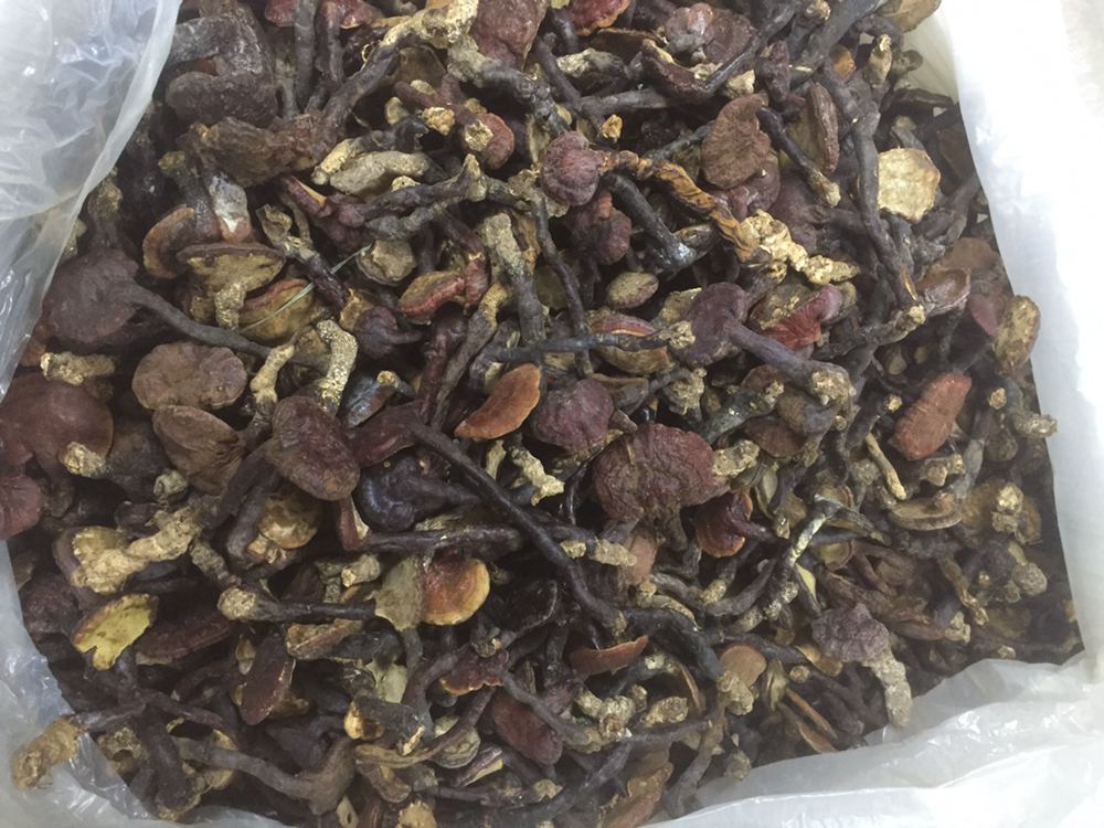 正规黑芝麻阿胶糕产品对比图