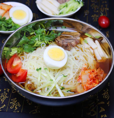 梅河口市特色冷面酸甜口味