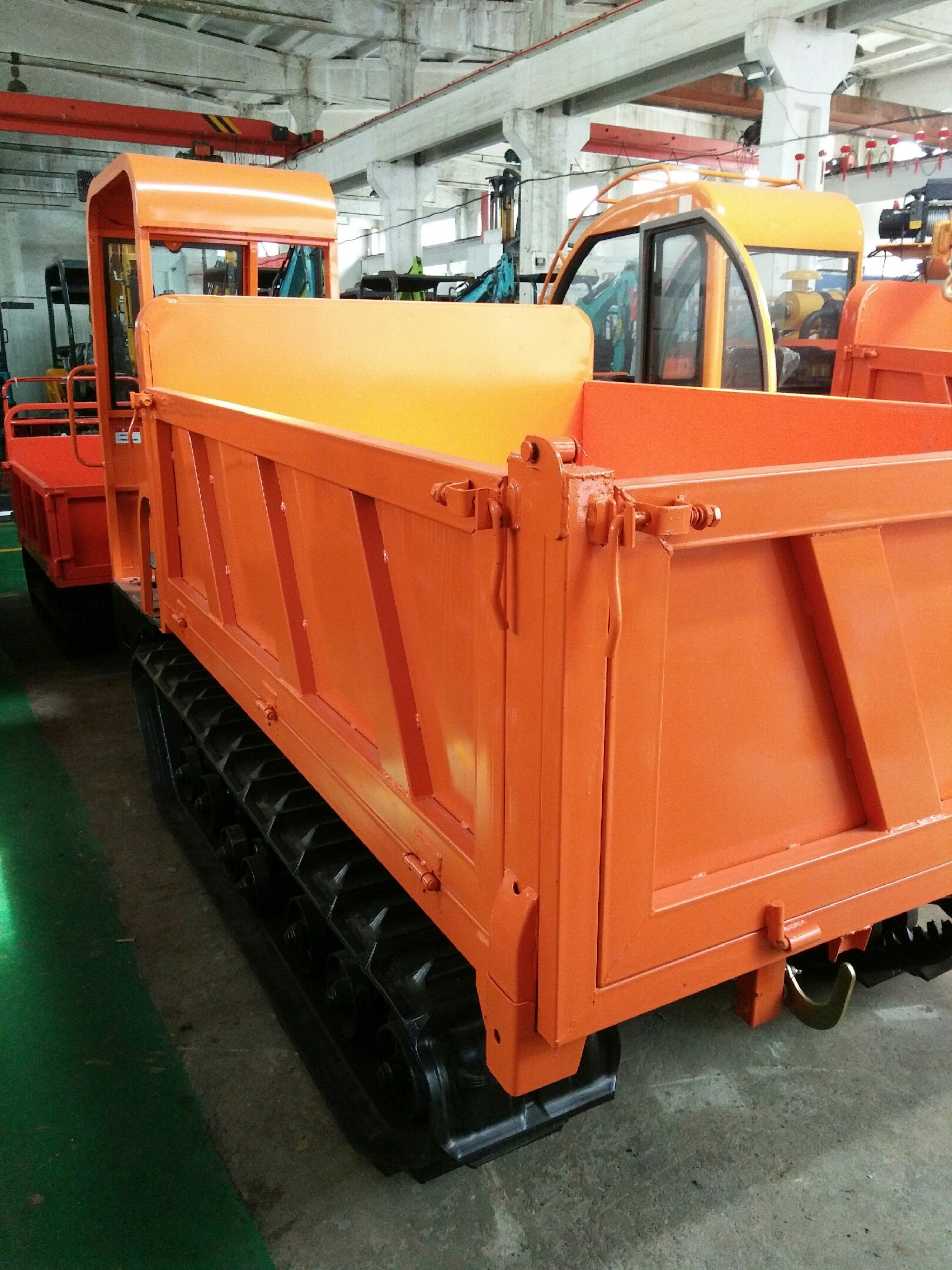 hy3吨座驾式履带运输车 工程用运输车