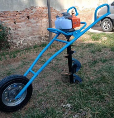 厂家直销手扶单轮挖坑机快速钻眼机汽油大马力刨坑机