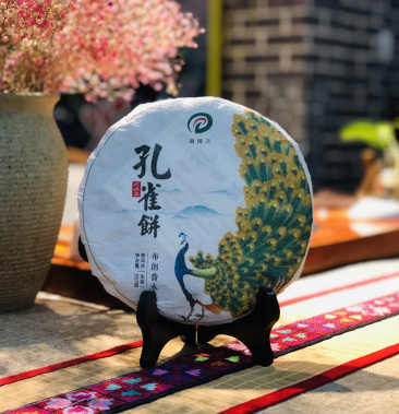 云南普洱生茶 孔雀饼茶 357克 传统工艺 一件代发包邮