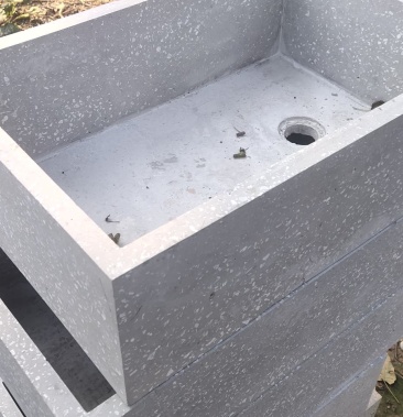 水磨石浇筑墩布水池经济实惠耐用