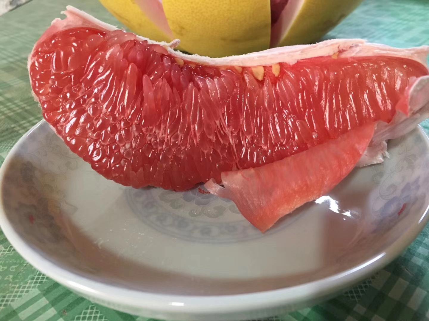 三红柚切开特写