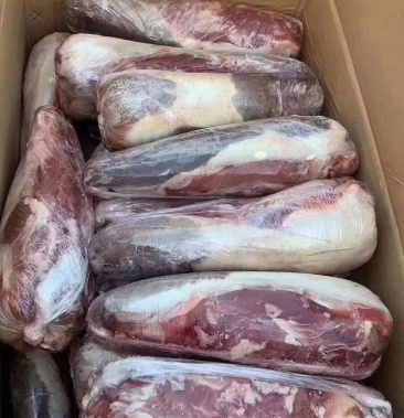 牛舌头牛口条锡林浩特本地黄牛牛口条