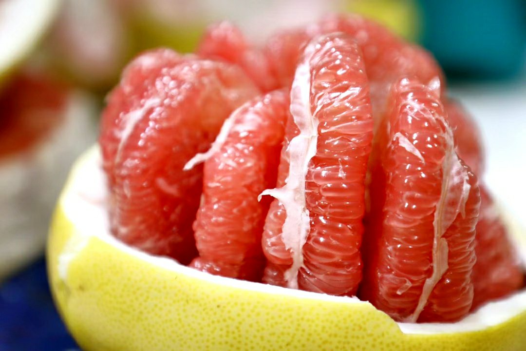 蜜柚切开对比图