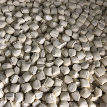 云南红河州石屏特产爆浆小豆腐，可油炸，可以烧烤