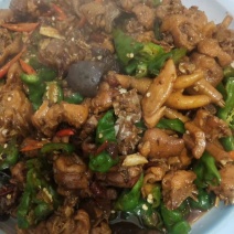 小时候辣子鸡还原老味道