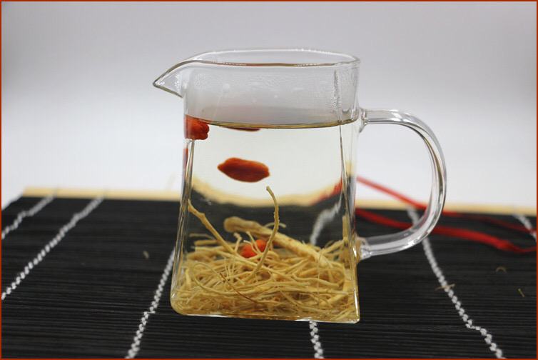 红参枸杞茶饮场景图