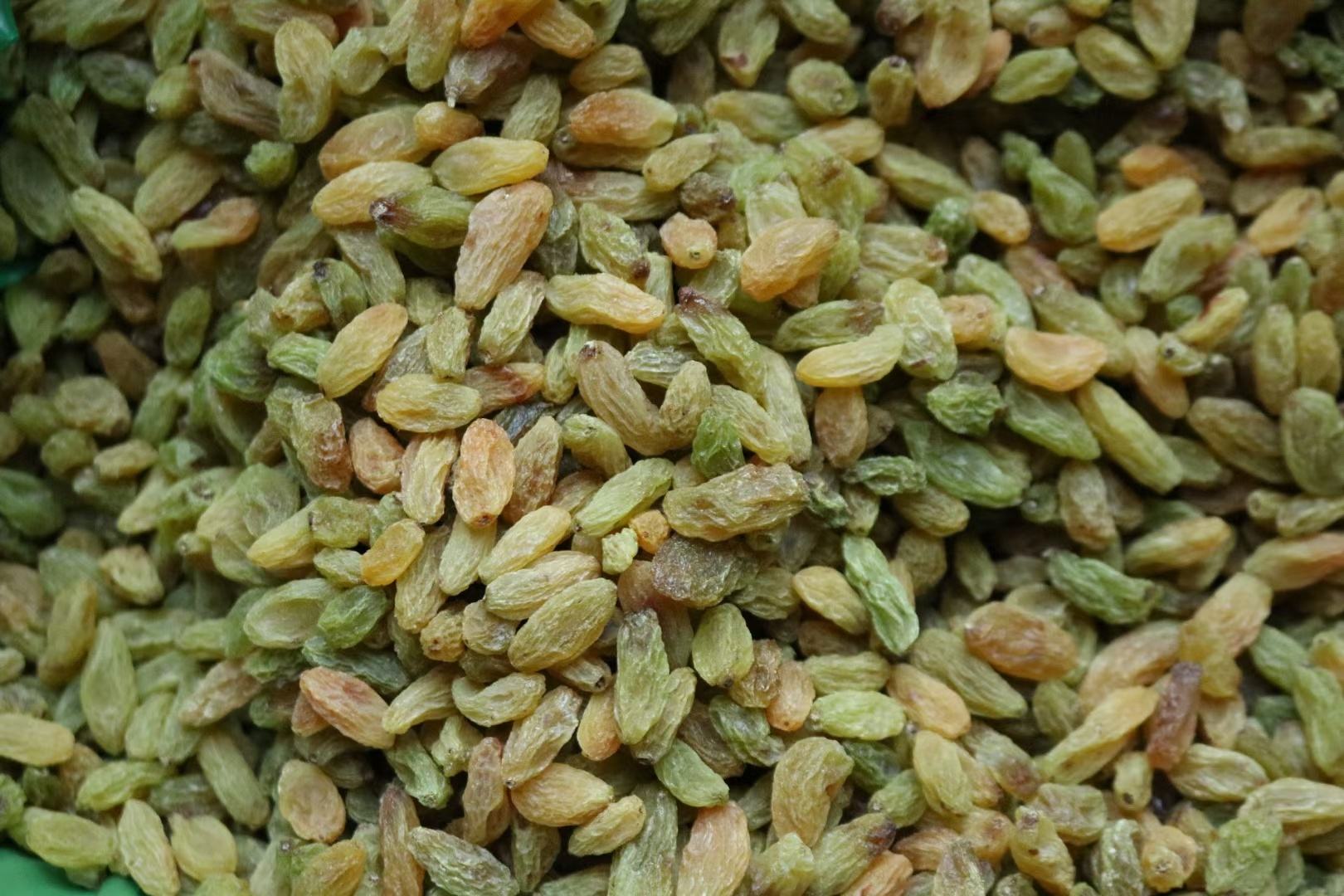 白葡萄与健康饮食搭配示意图