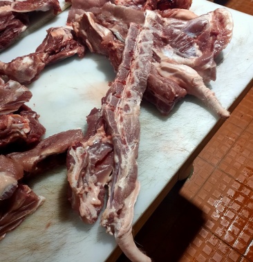 新鲜猪尾骨,直销直销