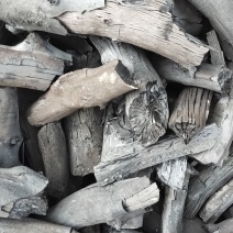 荔枝龙眼木炭没皮没灰没水份，质量保证，欢迎来厂参观