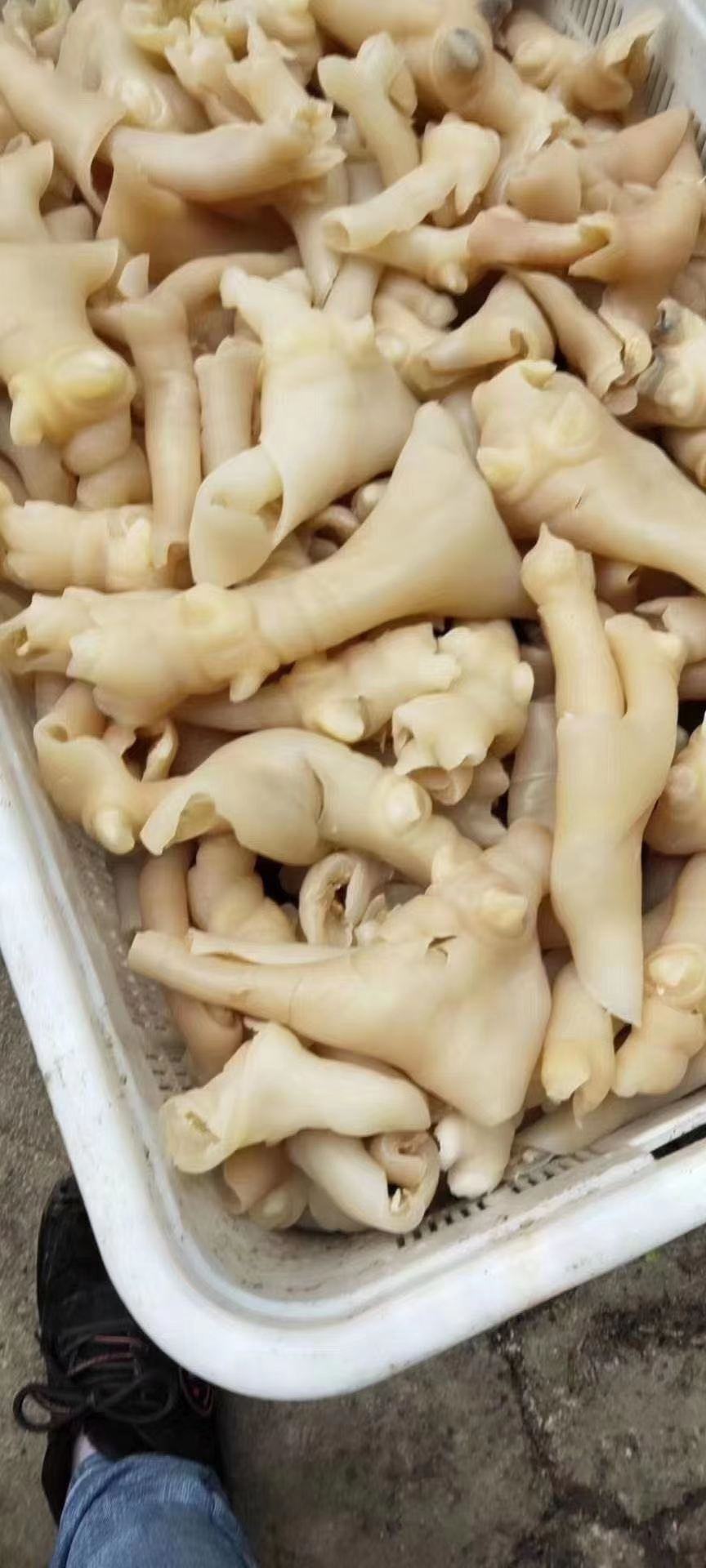 熟牛蹄皮,原味蹄皮,和酱香牛蹄皮,无任何添加剂,厂家直销