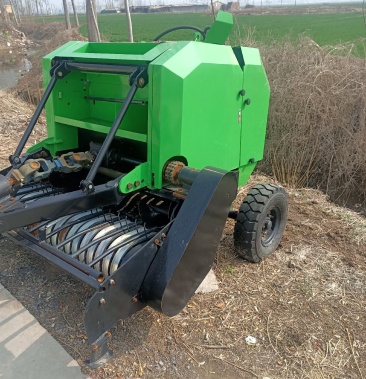 全自动粉碎捡拾打捆机