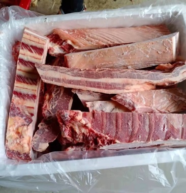 带皮鲜马排大量供应一手货源现杀现宰欢迎选购