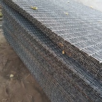 养猪网猪床网猪用钢丝漏粪板网仔猪保育育肥床网养殖漏粪板