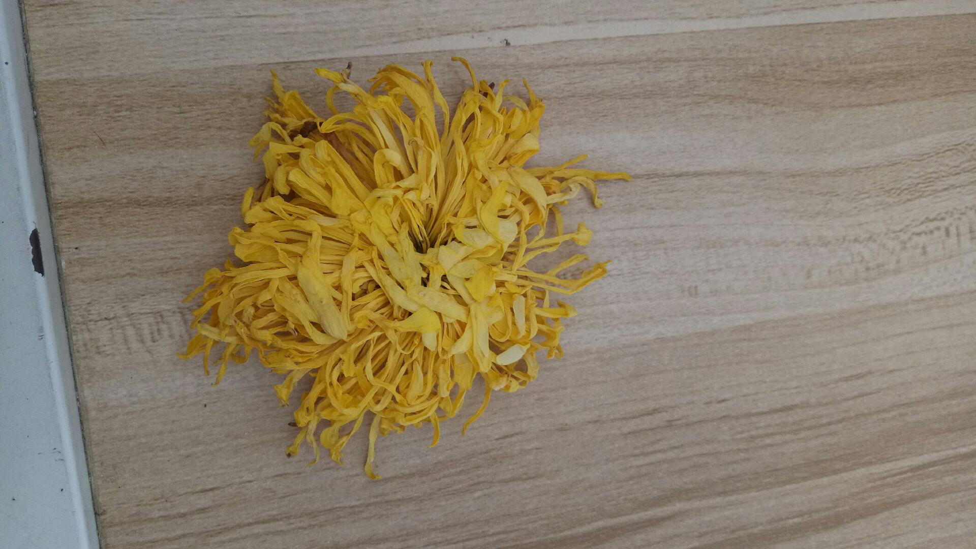 枸杞与菊花搭配泡水