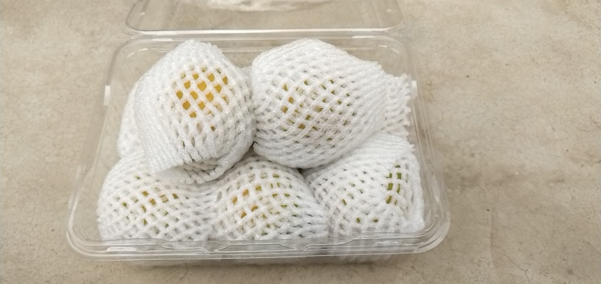 展示金狮麟杏的精品包装盒与二维码溯源系统界面 金狮麟杏包装与溯源系统展示