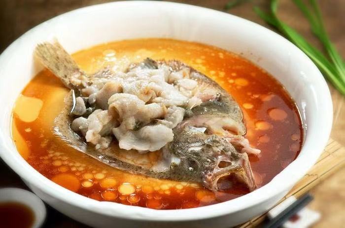 多宝鱼汤配面条