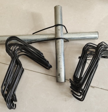 大棚配件大棚骨架与纵拉杆压顶簧 黑色压膜卡 卡槽卡簧