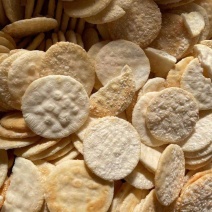 雪饼米香味十足入口即化厂家直销一手货源跑江湖摆地摊