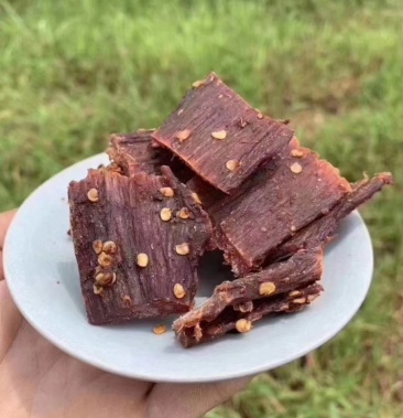 云南香格里拉牦牛肉干自然风干牛肉干量大从优