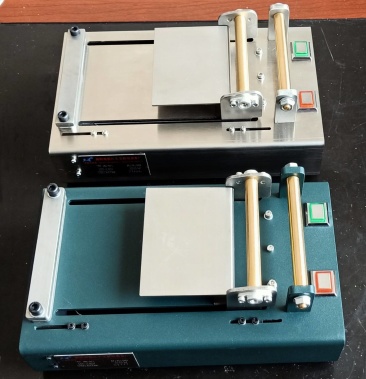 办公桌上的迷你艾条机 礼品艾条机 微型电动艾条机