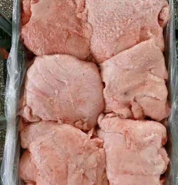 [槽头肉批发]母猪去皮精修槽头 5吨 山东提货价格9.