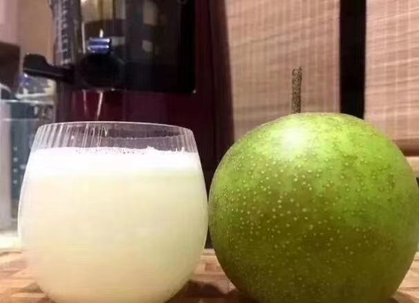 翠冠梨家庭食用场景