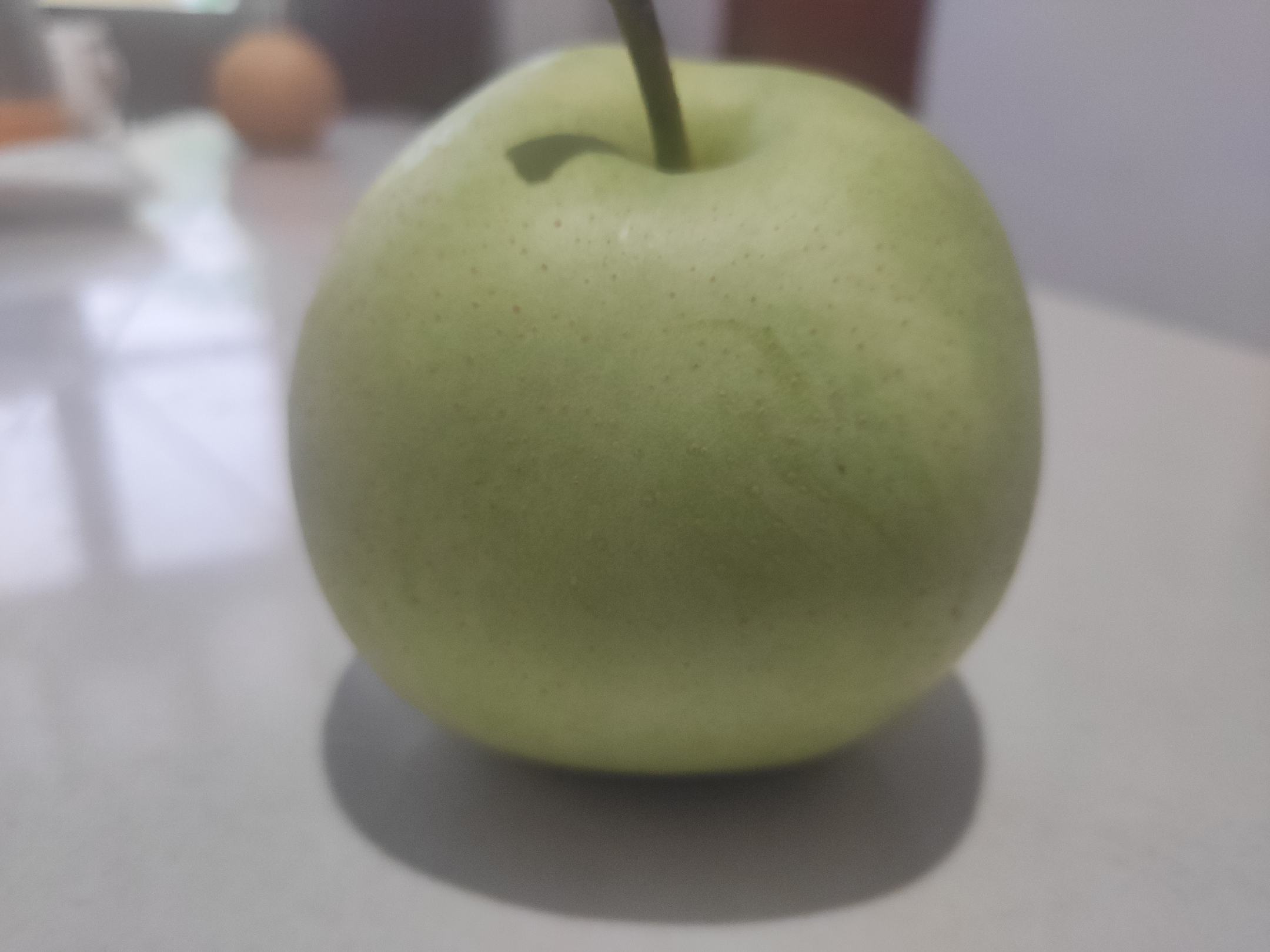 绿宝石梨果实特写展示图