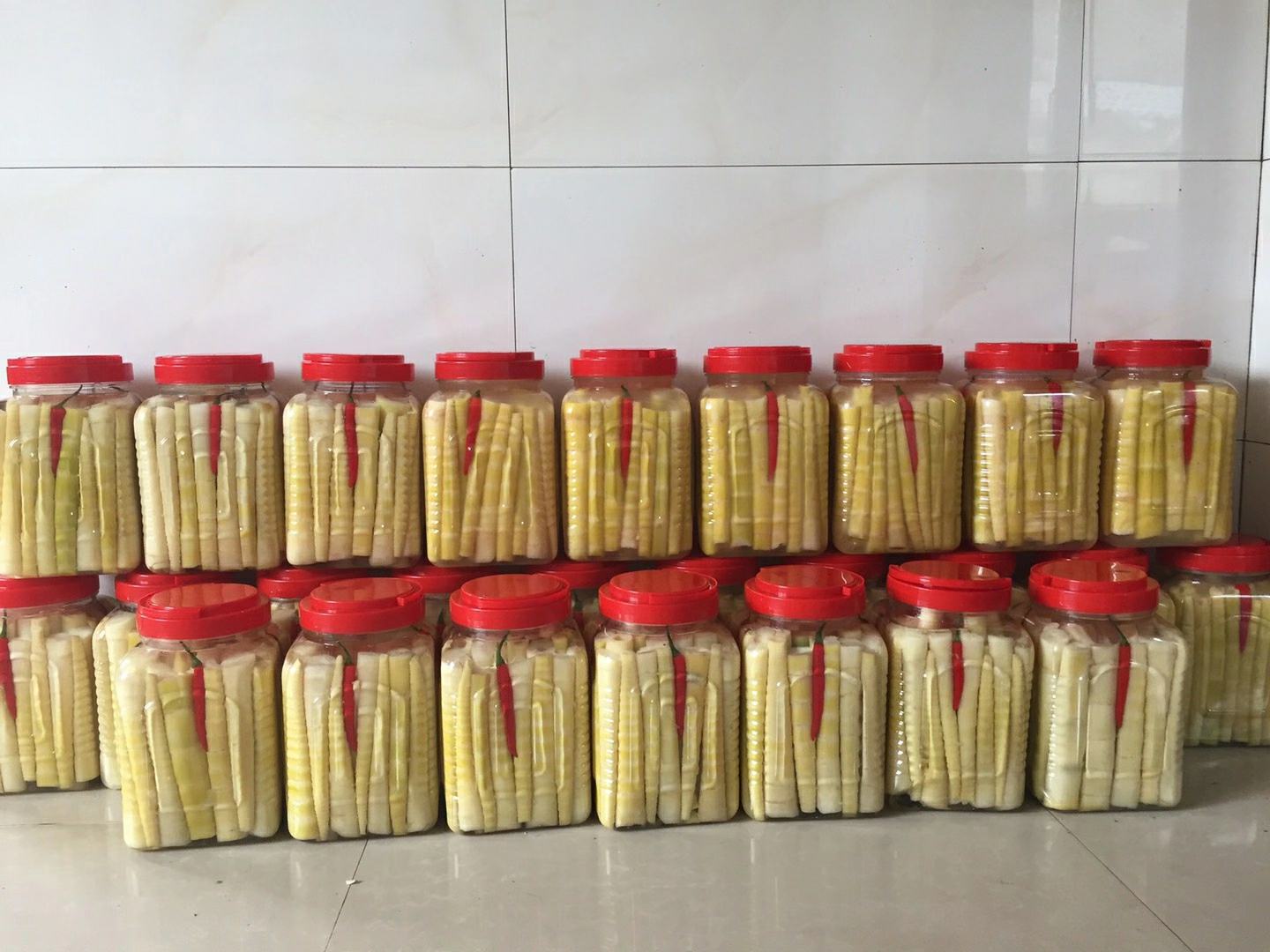 绿卢笋竹笋深加工产品展示