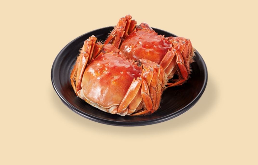 蒸熟的远海梭子蟹摆盘图