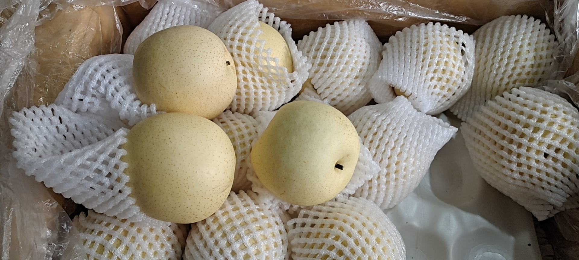 青皇冠梨包装与检测