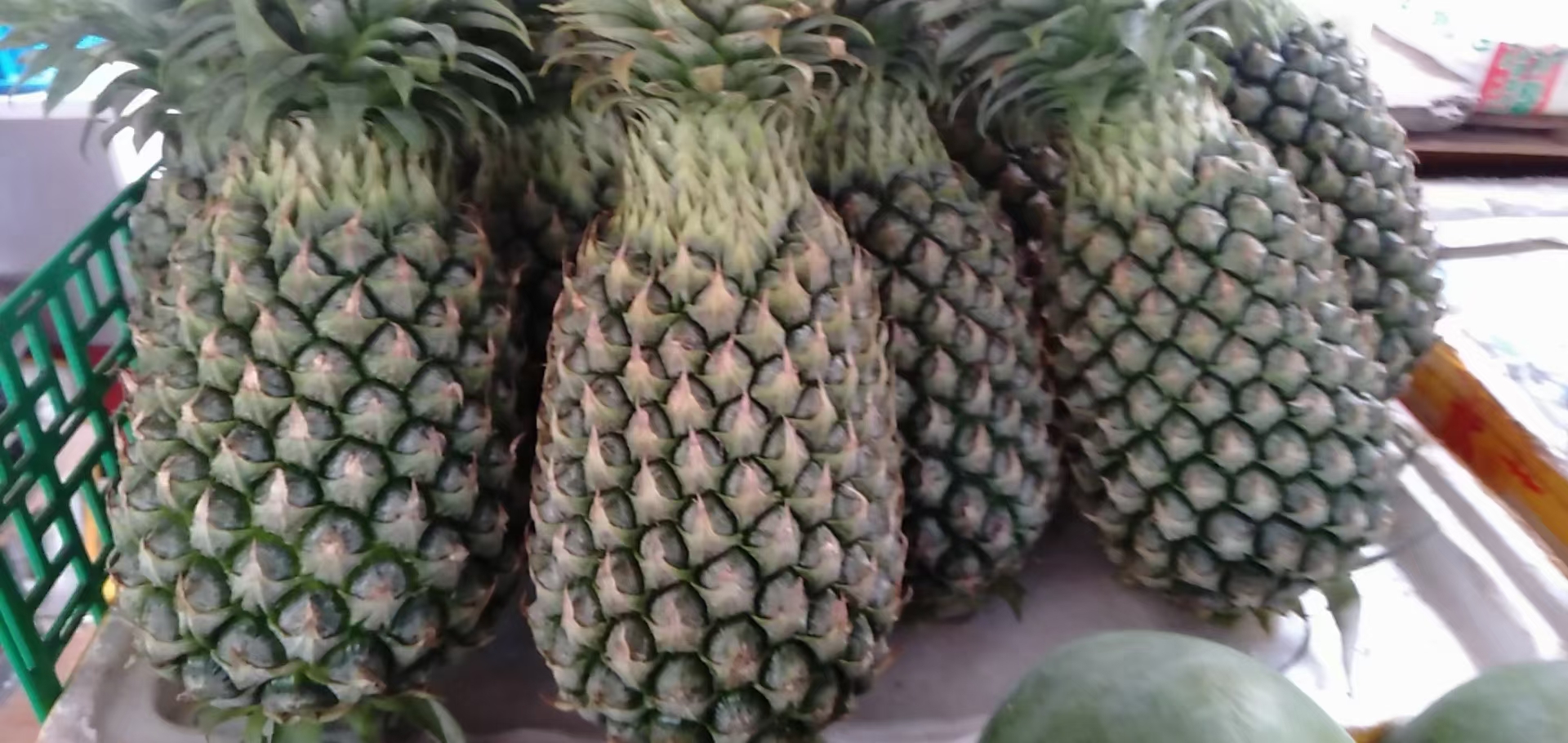 菠菜梨子沙拉成品图