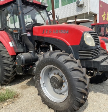 东方红lg1504国二大泵强压油缸多路阀齐全 满配重