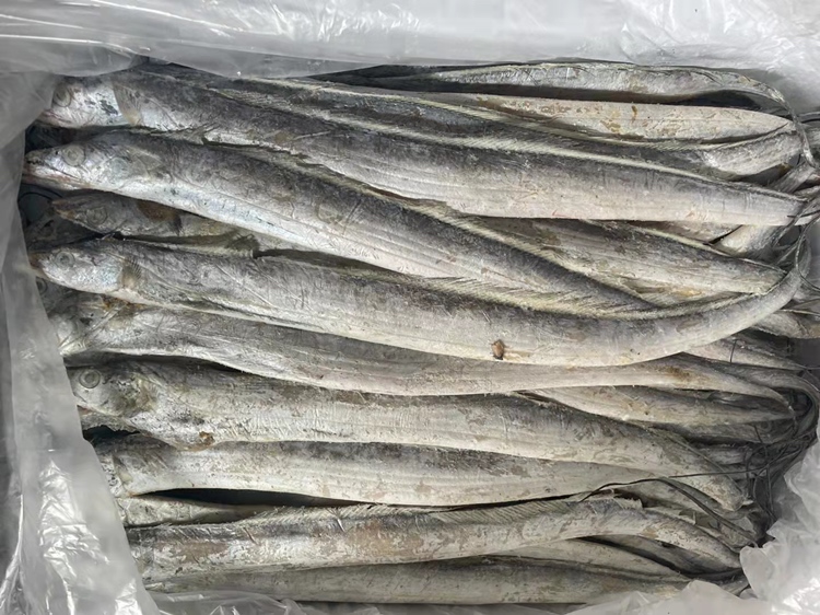 新鲜鱼腥草市场挑选图