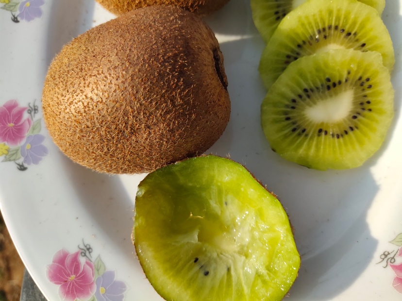 徐香猕猴桃营养成分图表示意