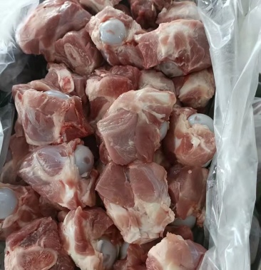 [猪前腿骨批发]国产肉拐骨价格7.00元/斤 - 一亩田