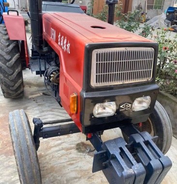 [轮式拖拉机批发]东风300两驱价格15000.00元/个 - 一亩田