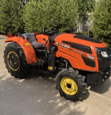 萨丁504/604农用拖拉机果园大棚耕田犁地机 利农机械