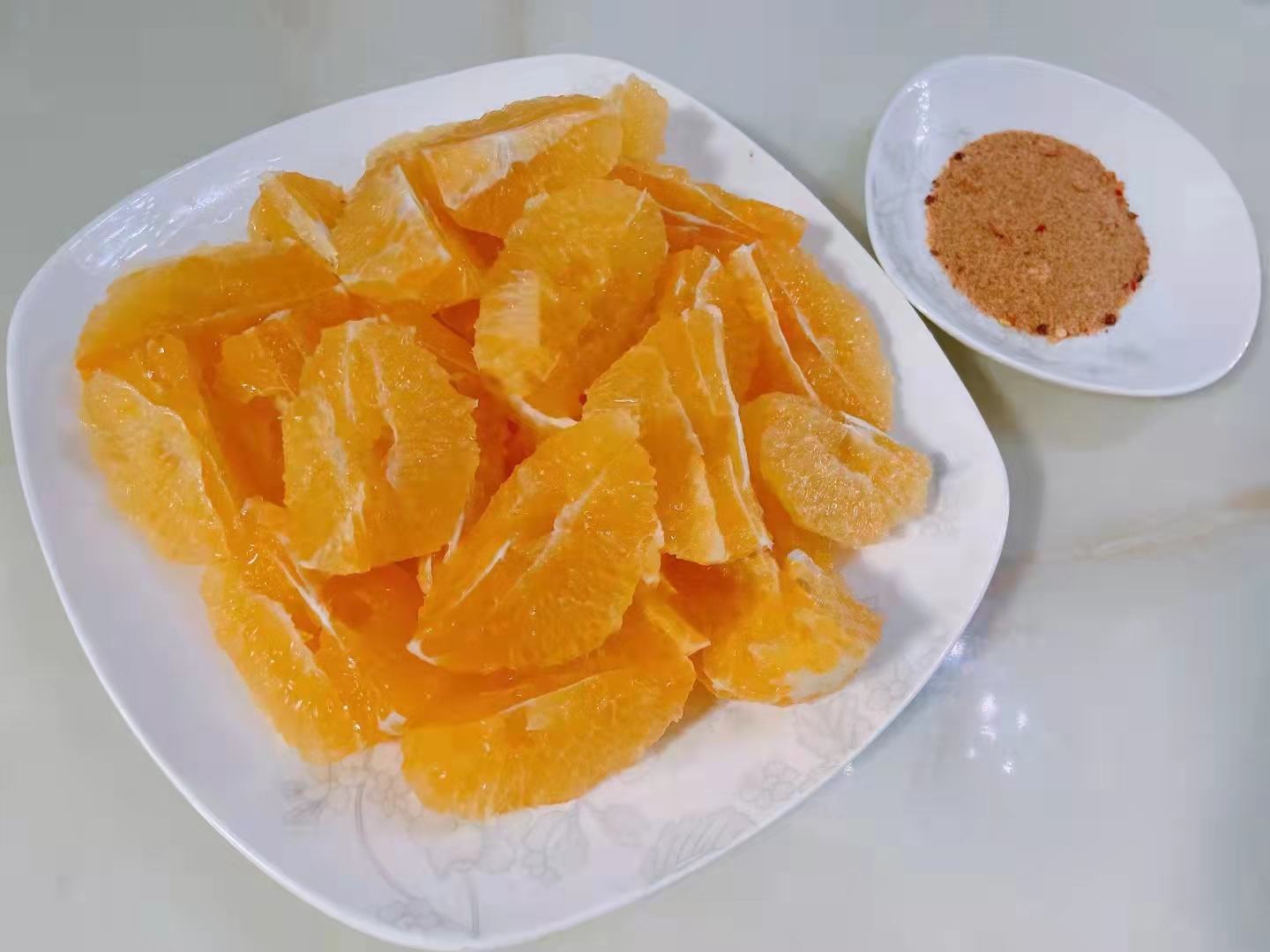 甜橙与辅料摆放图