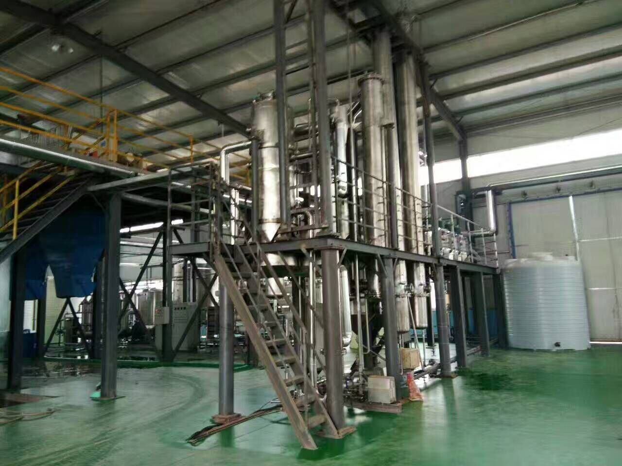 六步标准化混配流程示意图:①水质检测→②除草剂溶解→③氨基酸肥缓加→④pH测定→⑤助剂添加→⑥现配现喷;每步配标准操作图标与安全警示符号 标准化混配操作流程图