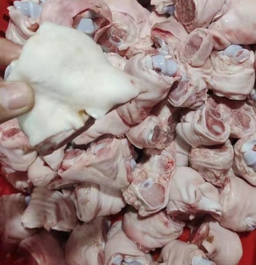 [猪蹄批发]国产肥猪带皮拐骨 (肘圈) 单个三四两左右 十公斤箱装价格