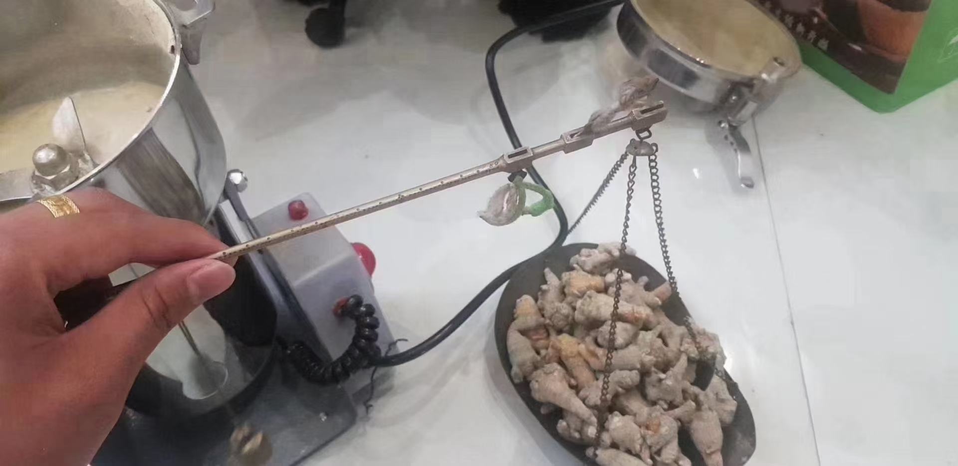 三七头数与重量关系示意图