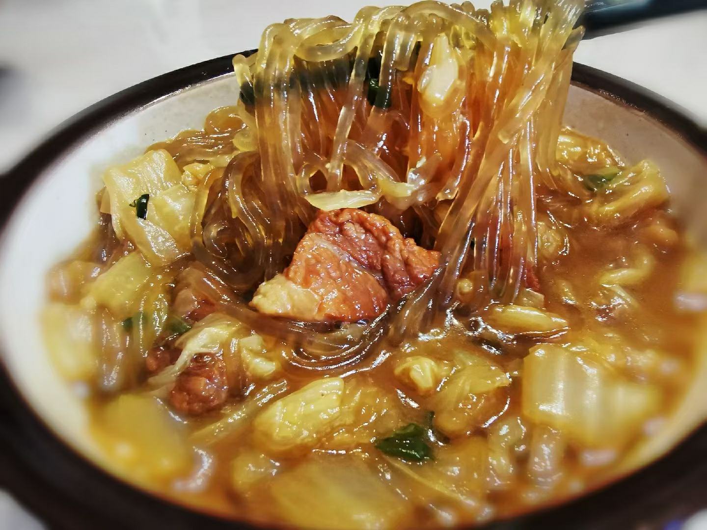 黄心白菜与粉条的食材搭配