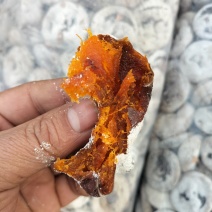 山西柿饼，纯手工制作，金黄色的肉质，香甜可口，吃一想二